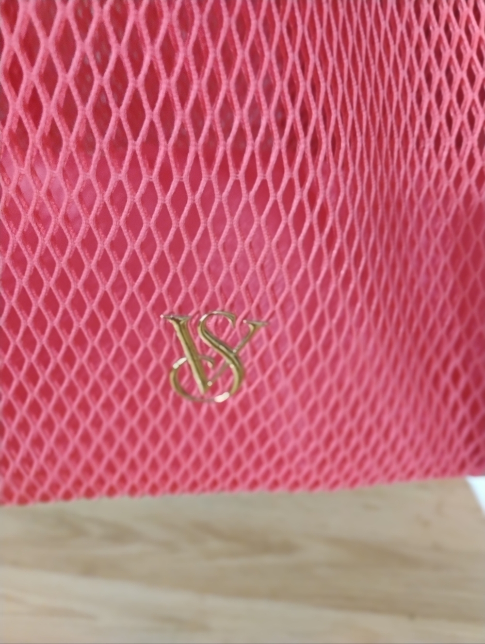 Victoria Secret Mesh Tote Bag And Pouch Set - Picture 2 of 10